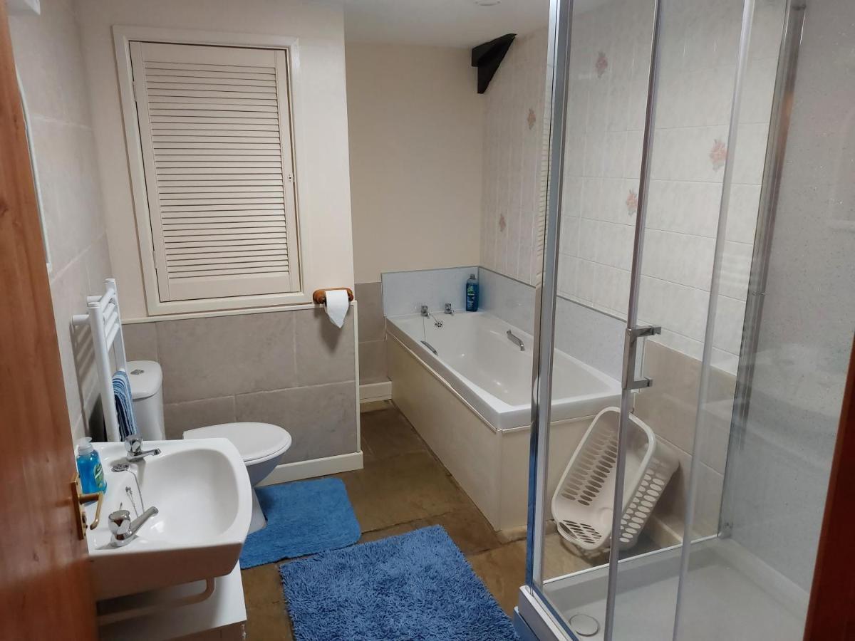 Sharlands Farm Holiday Cottages 布德 外观 照片